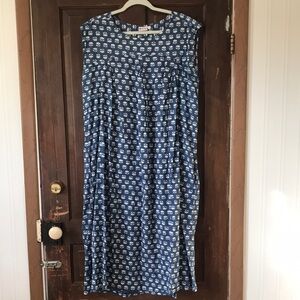 Blue Sleeveless Patterned Dress